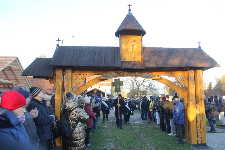 Wał-Ruda. Droga Krzyżowa z bł. Karoliną w 111. rocznicę jej męczeńskiej śmierci