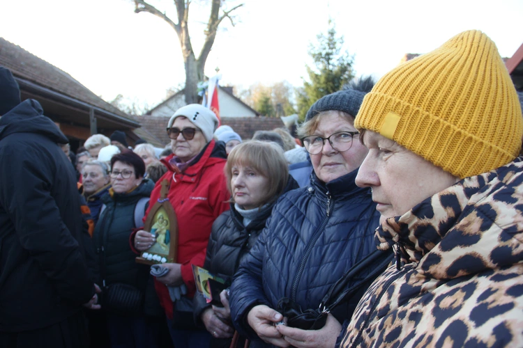 Wał-Ruda. Droga Krzyżowa z bł. Karoliną w 111. rocznicę jej męczeńskiej śmierci