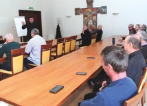 Wykład ks. Piotra Pękula z zakresu liturgii.