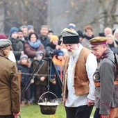 Obóz legionistów stał się przestrzenią opowieści o walce.