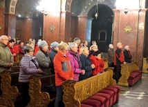 W czasie modlitwy pamiętano także o zmarłych przewodnikach.