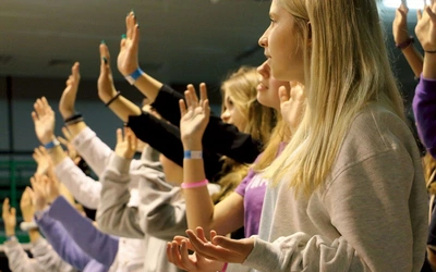 Diecezjalne spotkanie w Ciechanowie jest coroczną propozycją dla młodych, ale w tym roku nabiera wyjątkowego znaczenia – otwiera kilkuletnią  drogę, która zaprowadzi młodzież z Płocka aż do Seulu.