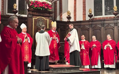 Całoroczne uroczystości jubileuszowe, w których ramach odbywają się comiesięczne nowenny i katechezy, zakończą się 13 grudnia.