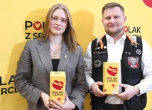  Marysia Panfil przez lata zbierała dary w parafii. Tomasz Rutkowski przewoził je do Ukrainy i podprowadzał transport pod polsko--ukraińską granicę. Oboje zaangażują się w pomoc także w tym roku. 