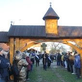 Wał-Ruda. Droga Krzyżowa z bł. Karoliną w 111. rocznicę jej męczeńskiej śmierci