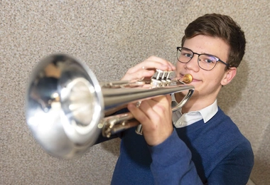 – Początki gry na trąbce są dość skomplikowane,  ale potem robi się coraz łatwiej – przyznaje Janek