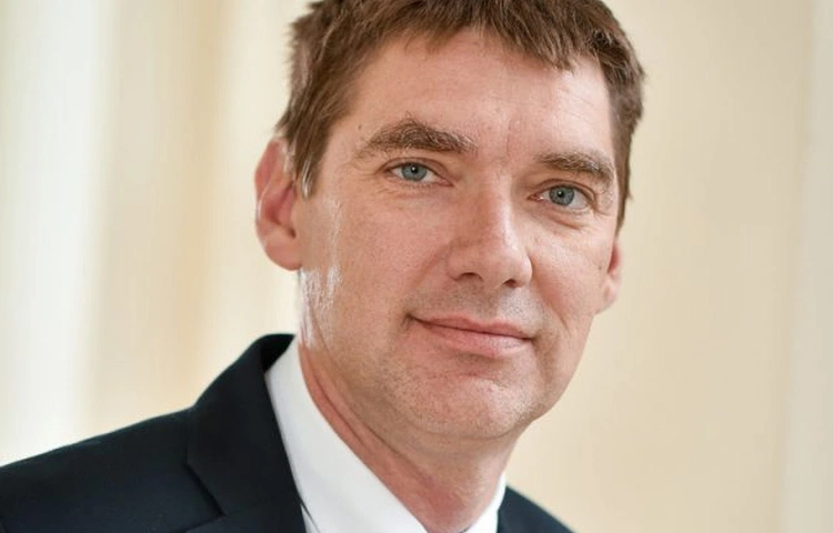 Adam Gorszanów: Polska energetyka na rozdrożu. Eksperci ostrzegają przed skutkami Zielonego Ładu