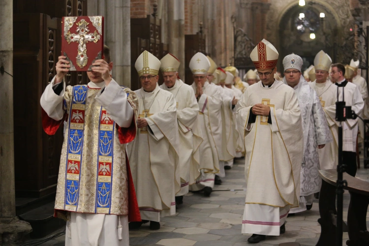 60. rocznica orędzia biskupów polskich do niemieckich - Msza święta