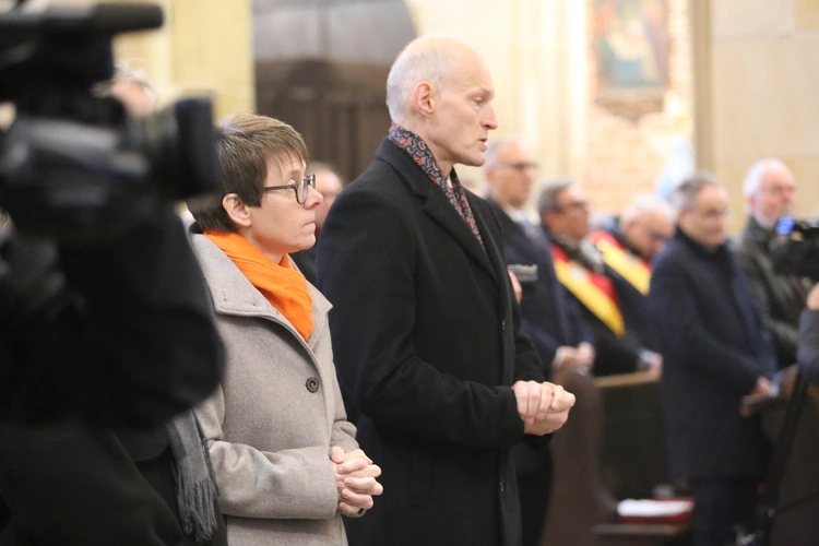 60. rocznica orędzia biskupów polskich do niemieckich - Msza święta