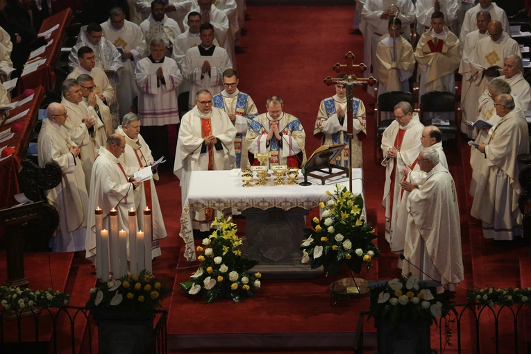 60. rocznica orędzia biskupów polskich do niemieckich - Msza święta