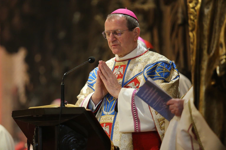 60. rocznica orędzia biskupów polskich do niemieckich - Msza święta