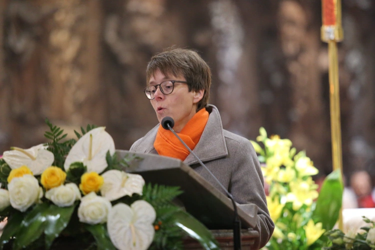 60. rocznica orędzia biskupów polskich do niemieckich - Msza święta