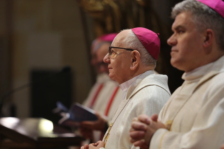 60. rocznica orędzia biskupów polskich do niemieckich - Msza święta