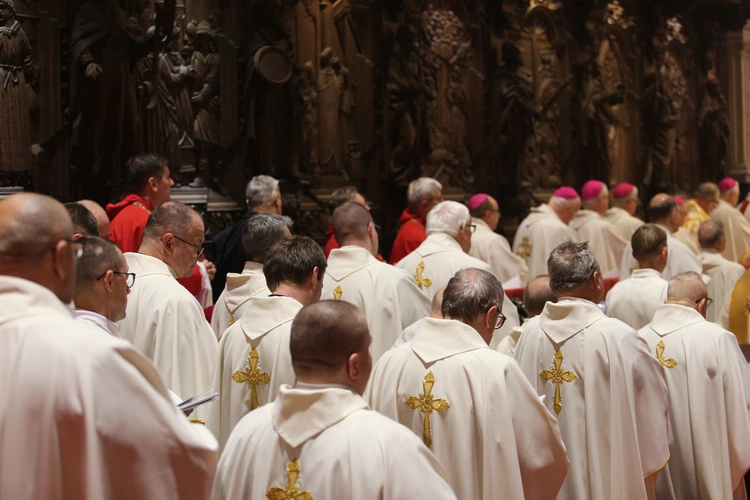 60. rocznica orędzia biskupów polskich do niemieckich - Msza święta