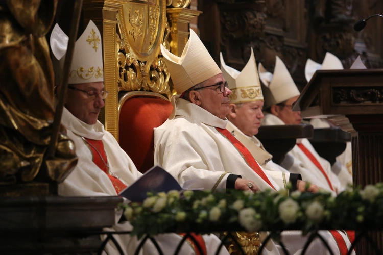 60. rocznica orędzia biskupów polskich do niemieckich - Msza święta