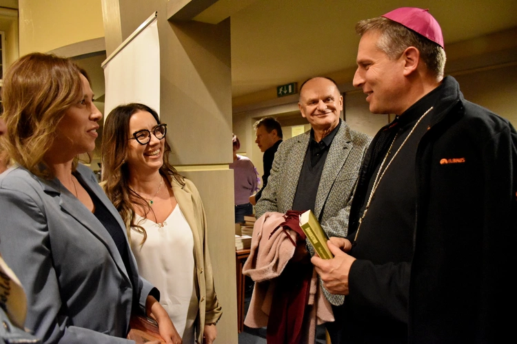 Spotkanie z Anną Golędzinowską