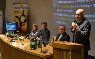 Katowice. Rozpoczęła się międzynarodowa konferencja "Evangelium Vitae"