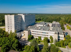 Katowice. "Czeka go dalsze szczęśliwe dzieciństwo". Dwulatek, który wpadł do przydomowego basenu wraca do zdrowia