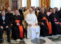 Papież do Caritas: miłość nas posyła i czyni sługami