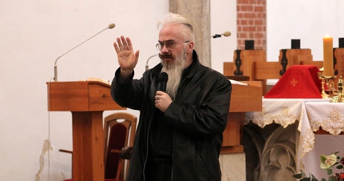 Przed czym, przed kim klękasz? - mężczyźni spotkali się we Wrocławiu na dniu skupienia