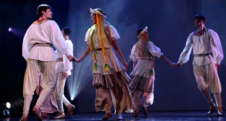 Widowisko "Polska w koronie"