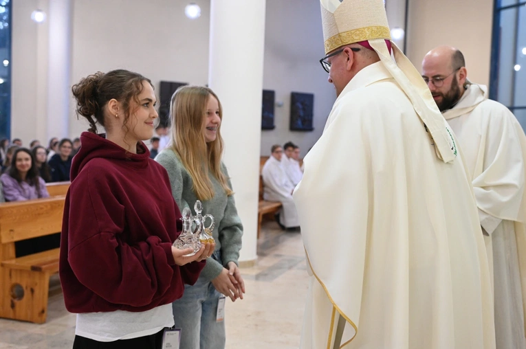 Msza św. z okazji Światowego Dnia Młodzieży