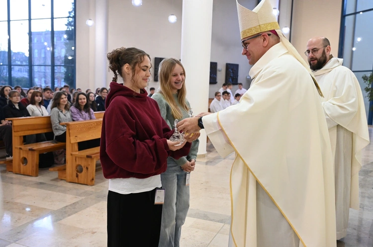 Msza św. z okazji Światowego Dnia Młodzieży