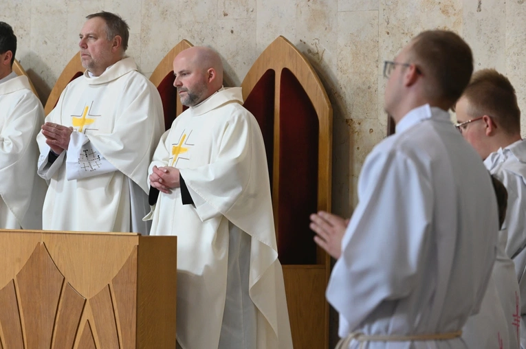 Msza św. z okazji Światowego Dnia Młodzieży