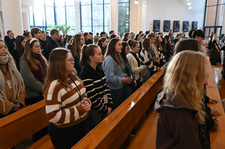 Msza św. z okazji Światowego Dnia Młodzieży