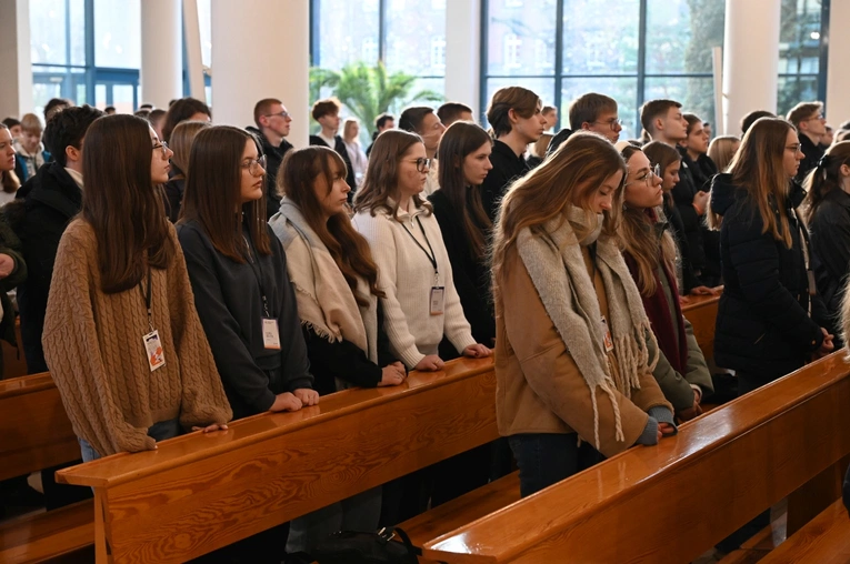 Msza św. z okazji Światowego Dnia Młodzieży