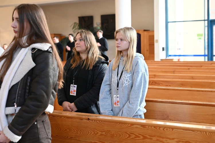 Msza św. z okazji Światowego Dnia Młodzieży