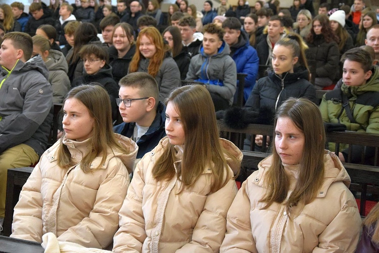 Dekanalne spotkania młodych