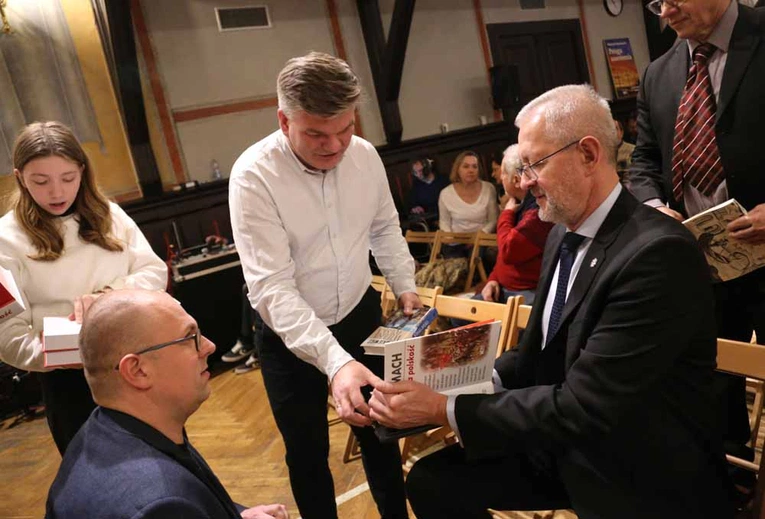 Premiera 7. tomu "Dziejów Polski"