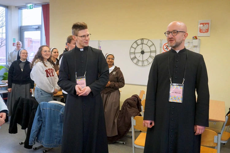 Forum Młodych "Zamysł" - spotkanie liderów i księży w CE JP2