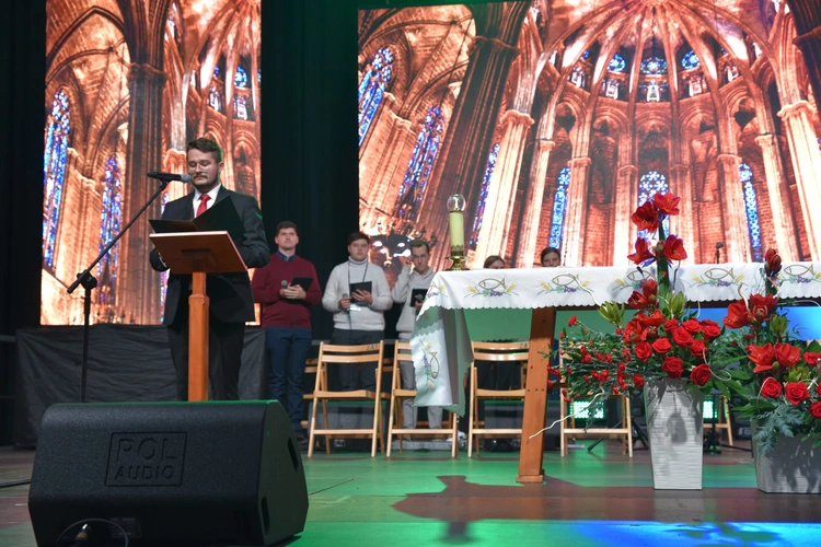 ŚDM w Tarnowie - spotkanie w Arenie Jaskółka