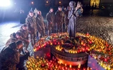 Tymczasem Ukraina uczciła wczoraj ofiary Wielkiego Głodu