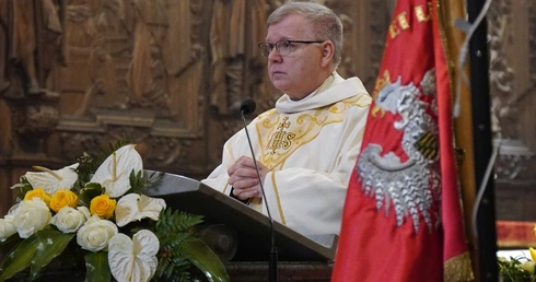 O Królu Wszechświata, ludzkich władcach i katedrze wrocławskiej