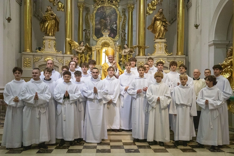 Nowi lektorzy w archidiecezji warszawskiej