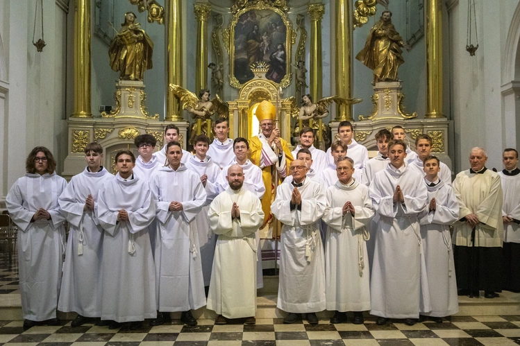 Nowi lektorzy w archidiecezji warszawskiej