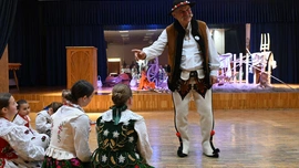 Nowy Targ. Tischner między blokami 