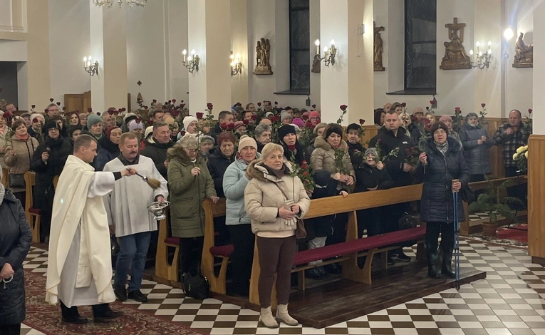Eksperci od św. Rity modlili się w kościele w Nieświniu