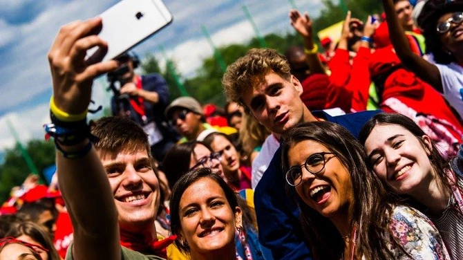 Nauczanie papieskie wpływa na wiarę młodych