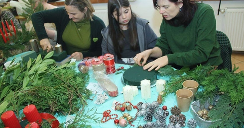 Kobiety plotą... wieńce