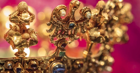 Skarb średzki. Jak bezcenna biżuteria władców znalazła się na wysypisku w niewielkim, dolnośląskim mieście?