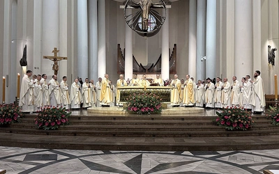  Uroczystość Chrystusa Króla  była okazją do dziękczynienia  za wydarzenia, jakie miały miejsce w katedrze w ciągu  minionego roku.