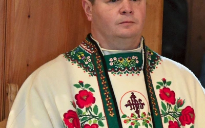 – Trzeba stawiać na ludzi, żeby czuli się odpowiedzialni za dom Boży i z nim się utożsamiali – podkreśla ks. Stec.