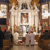 Prace konserwatorskie  przywróciły obiektom pierwotne barwy oraz wyrazistość.