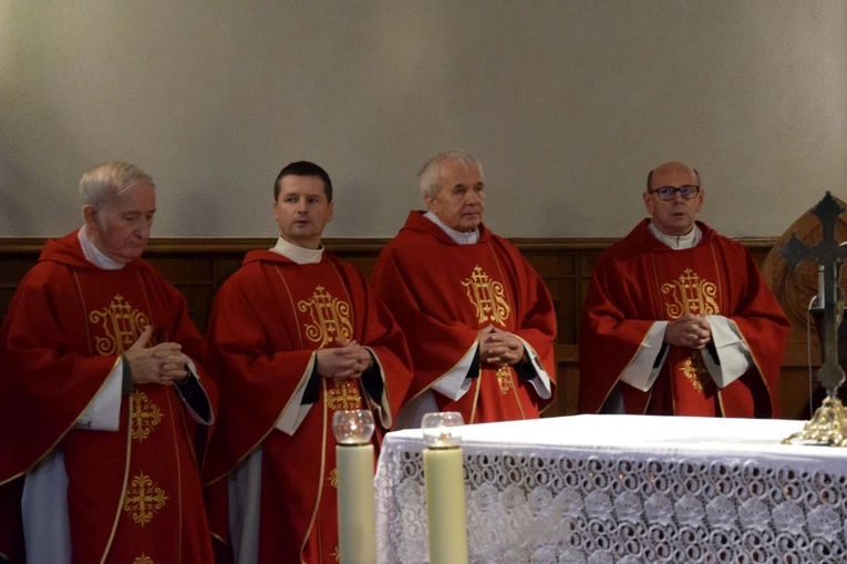 Poświęcenie figury Chrystusa upadającego pod krzyżem u radomskich bernardynów