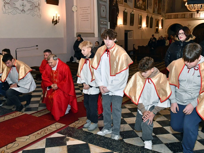 Msza św. w intencji proboscza parafii w Piątku