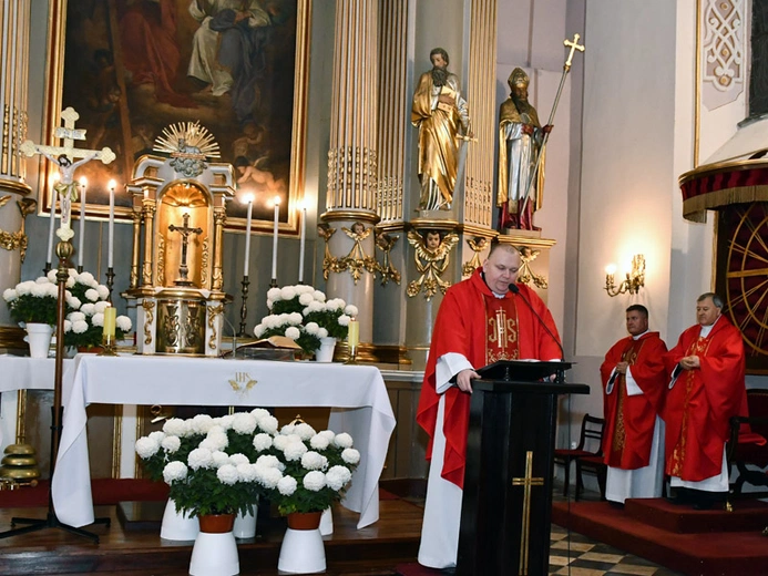 Msza św. w intencji proboscza parafii w Piątku